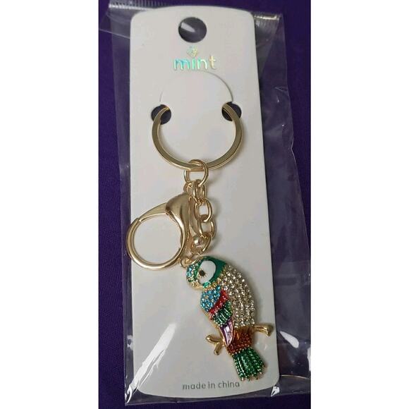Mint Multicolor Parrot Bird Rhinestone Purse Charm Key Ring Chain Gold Tone New - Picture 1 of 4